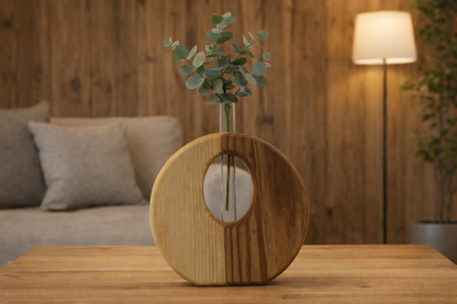 Vase mit Reagenzglas